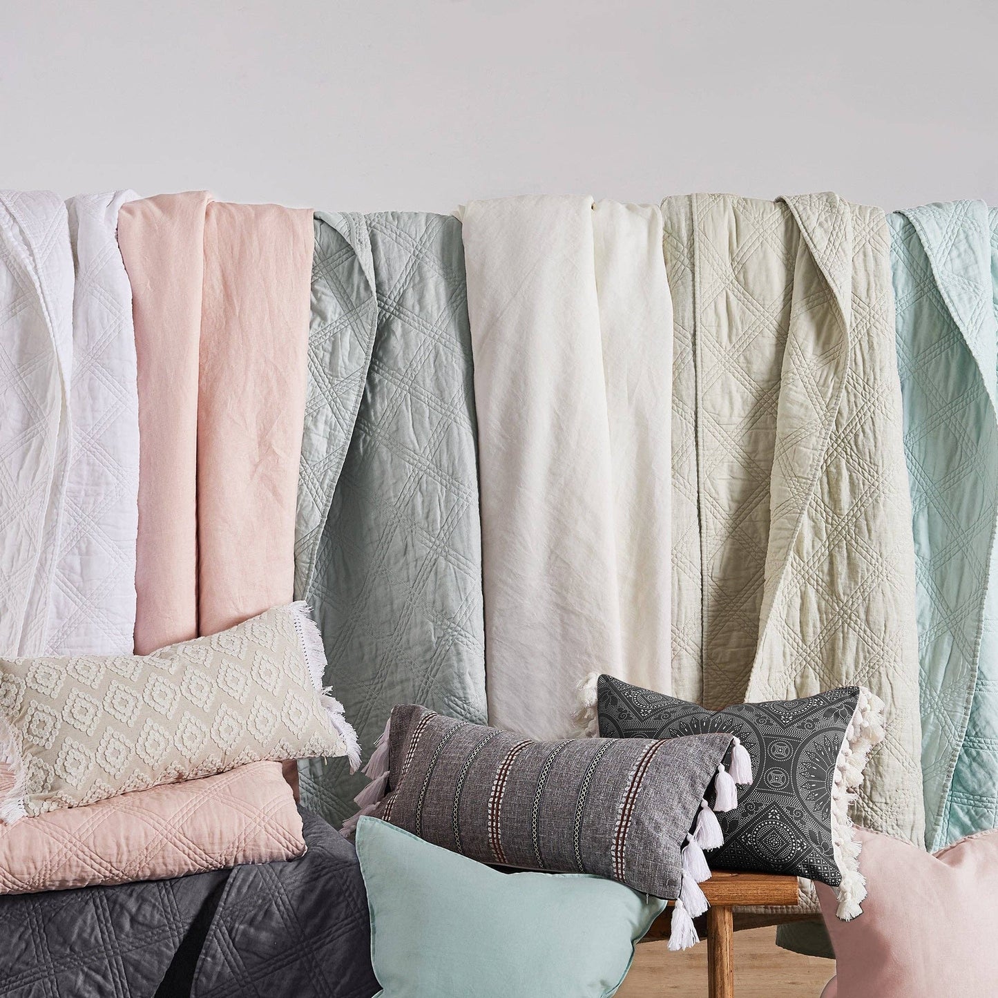 Washed Linen Quilt in Natural