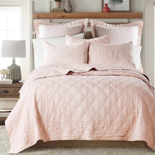 Washed Linen Quilt in Blush